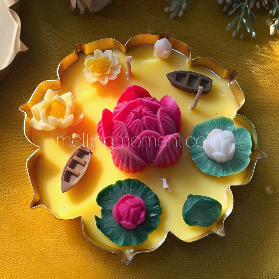 Lotus Pond candle