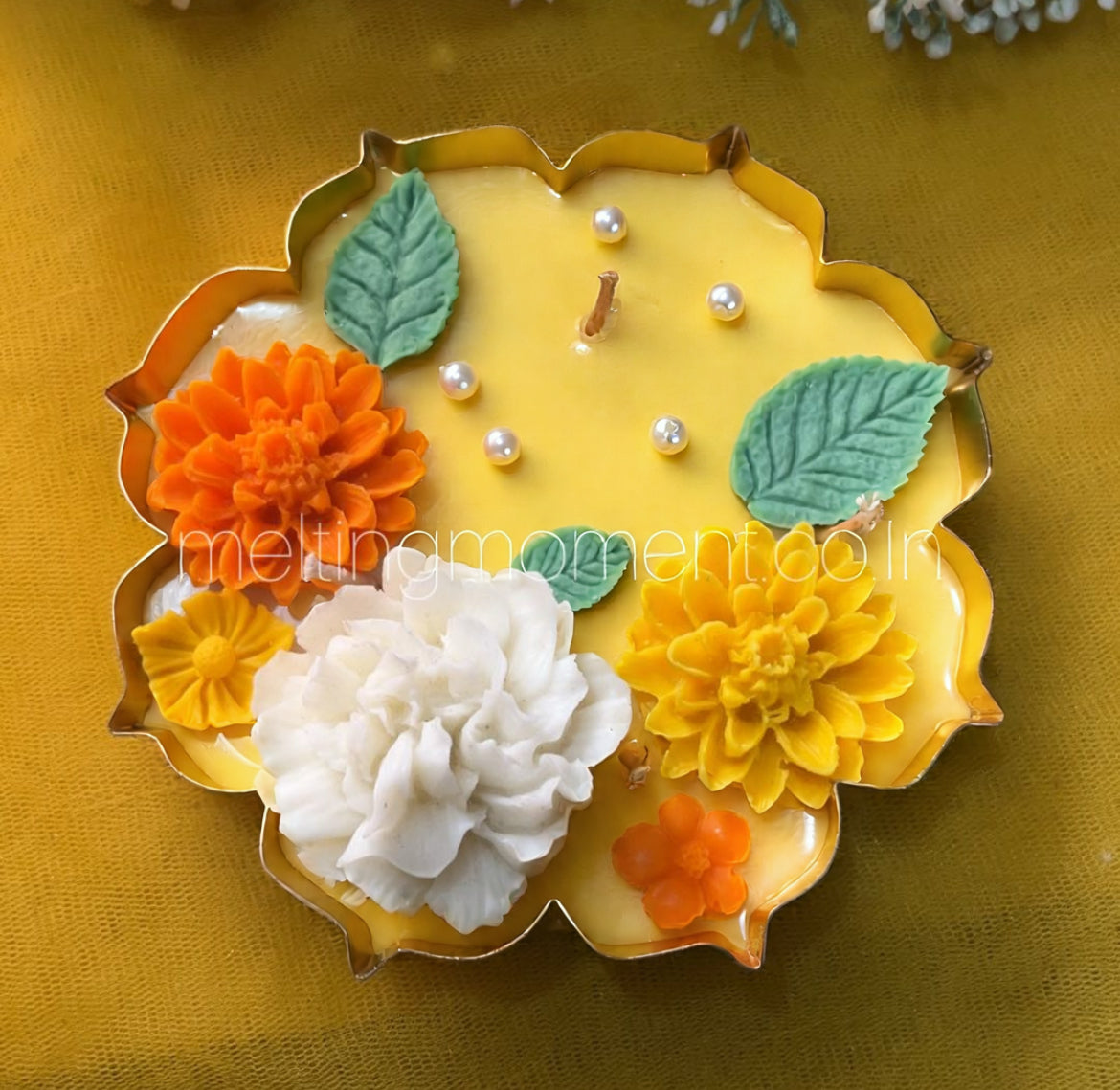Phool Urli candle