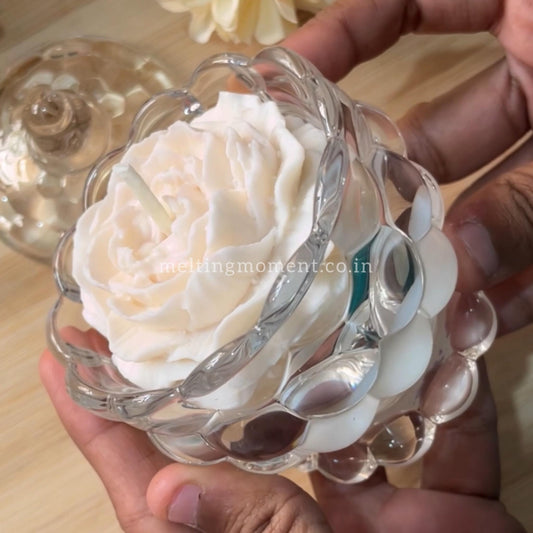 Royal jar candle